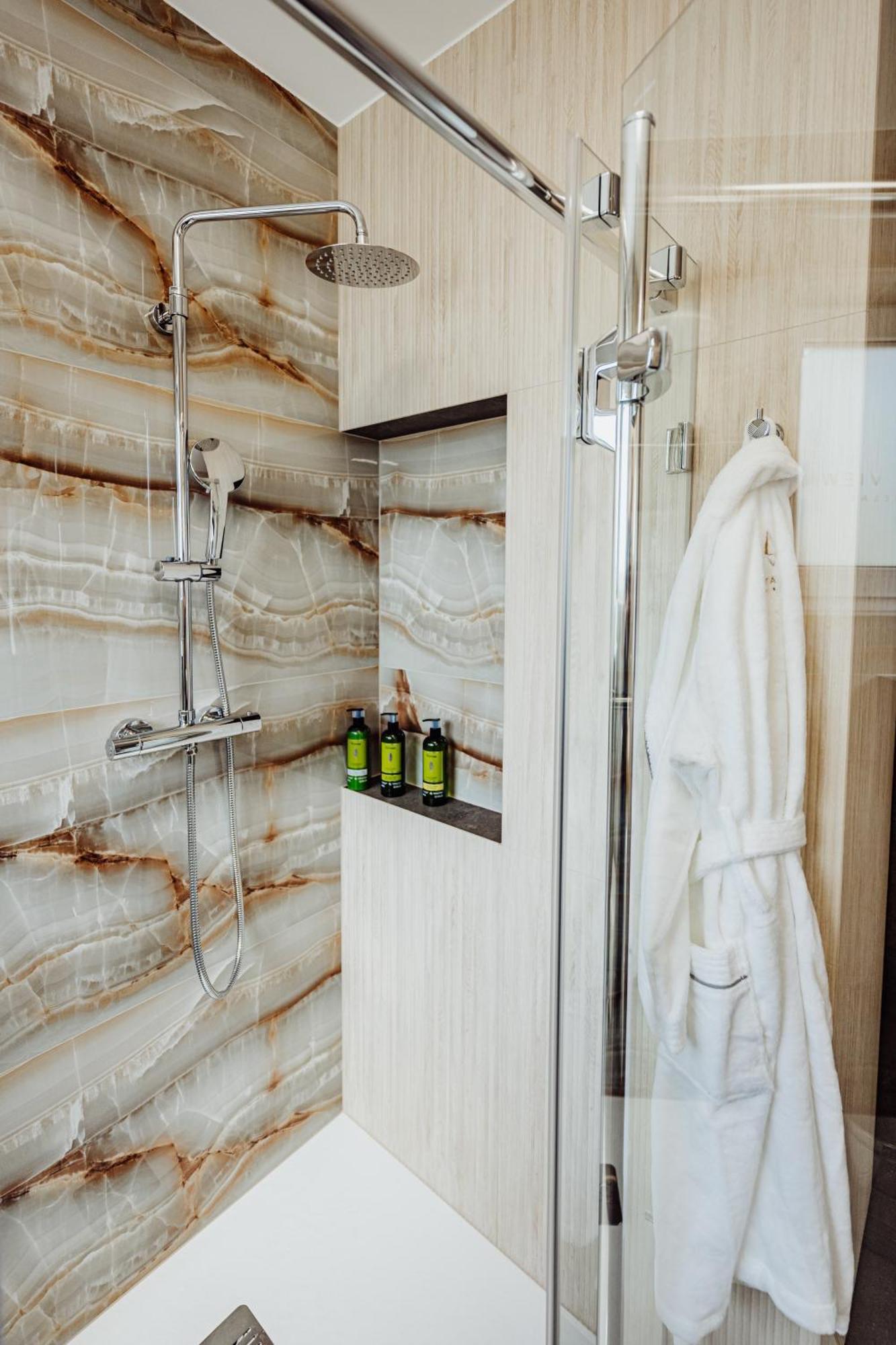 Cristalview Stay&Relax - Nowopowstale Luksusowe Apartamenty Przyjazne Dla Rodzin - Zwierzeta Akceptowane Podgorzyn Luaran gambar