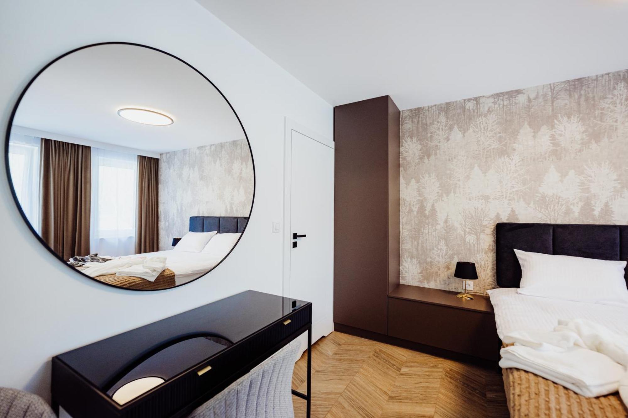 Cristalview Stay&Relax - Nowopowstale Luksusowe Apartamenty Przyjazne Dla Rodzin - Zwierzeta Akceptowane Podgorzyn Luaran gambar