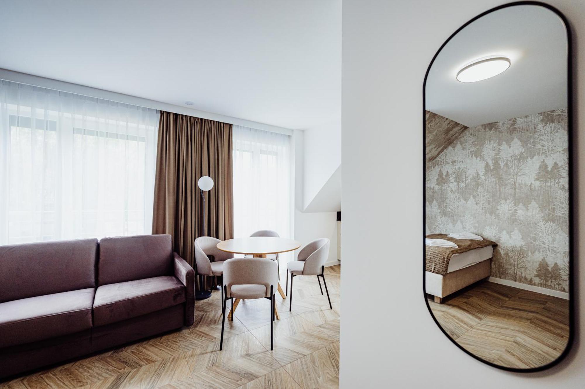 Cristalview Stay&Relax - Nowopowstale Luksusowe Apartamenty Przyjazne Dla Rodzin - Zwierzeta Akceptowane Podgorzyn Luaran gambar