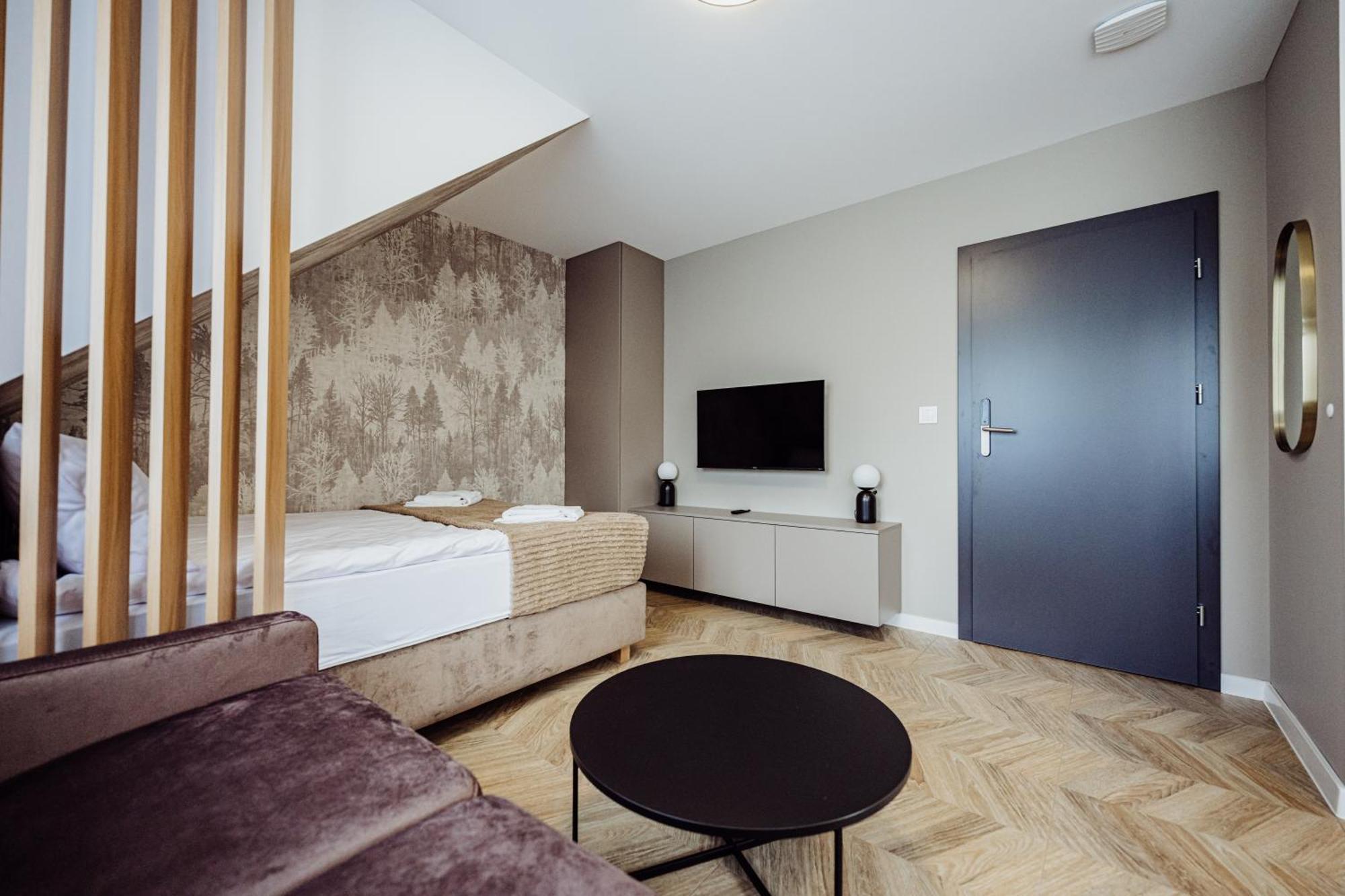 Cristalview Stay&Relax - Nowopowstale Luksusowe Apartamenty Przyjazne Dla Rodzin - Zwierzeta Akceptowane Podgorzyn Luaran gambar