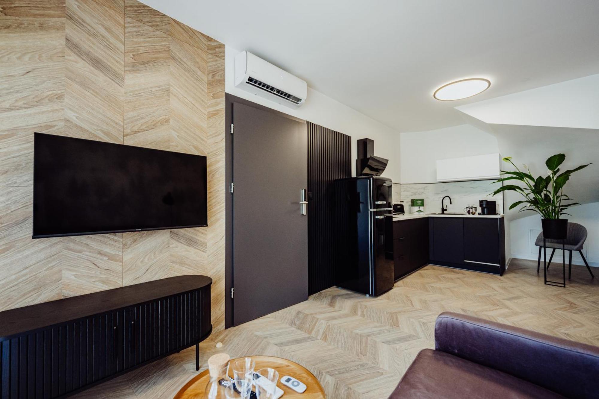 Cristalview Stay&Relax - Nowopowstale Luksusowe Apartamenty Przyjazne Dla Rodzin - Zwierzeta Akceptowane Podgorzyn Luaran gambar